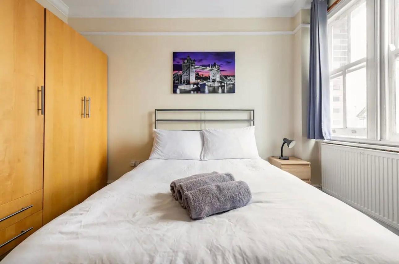Lovely 3-Bed 20 Minutes To Central لندن المظهر الخارجي الصورة